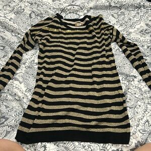 Women’s long sleeve shirt